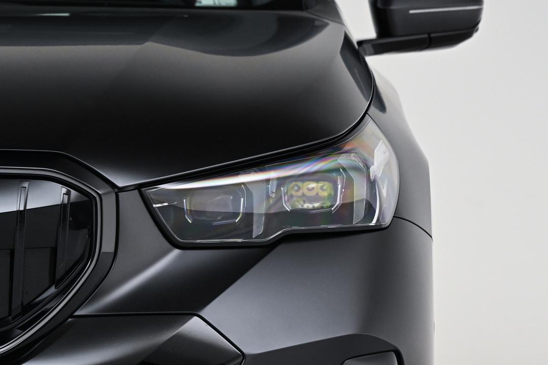 BMW 5 Series 2026, фото 11
