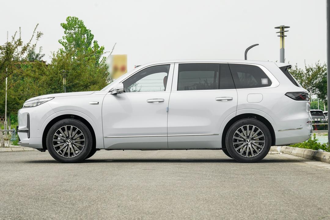 Geely Galaxy M9 2026, фото 4