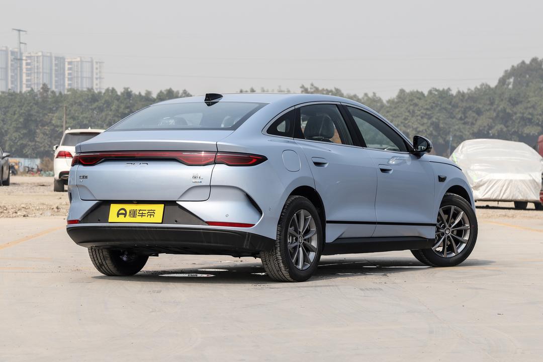 BYD Qin L EV 2026, фото 7