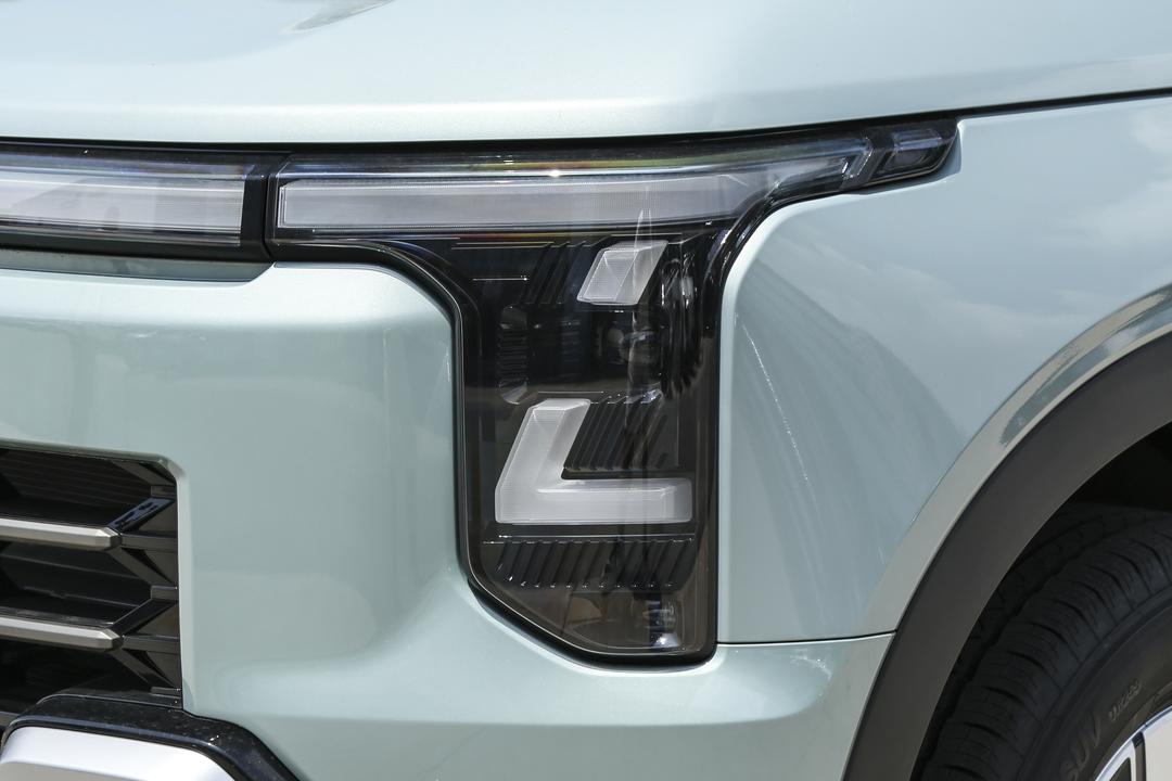 Dongfeng Zhengzhou Z9 GE PHEV 2026, фото 12
