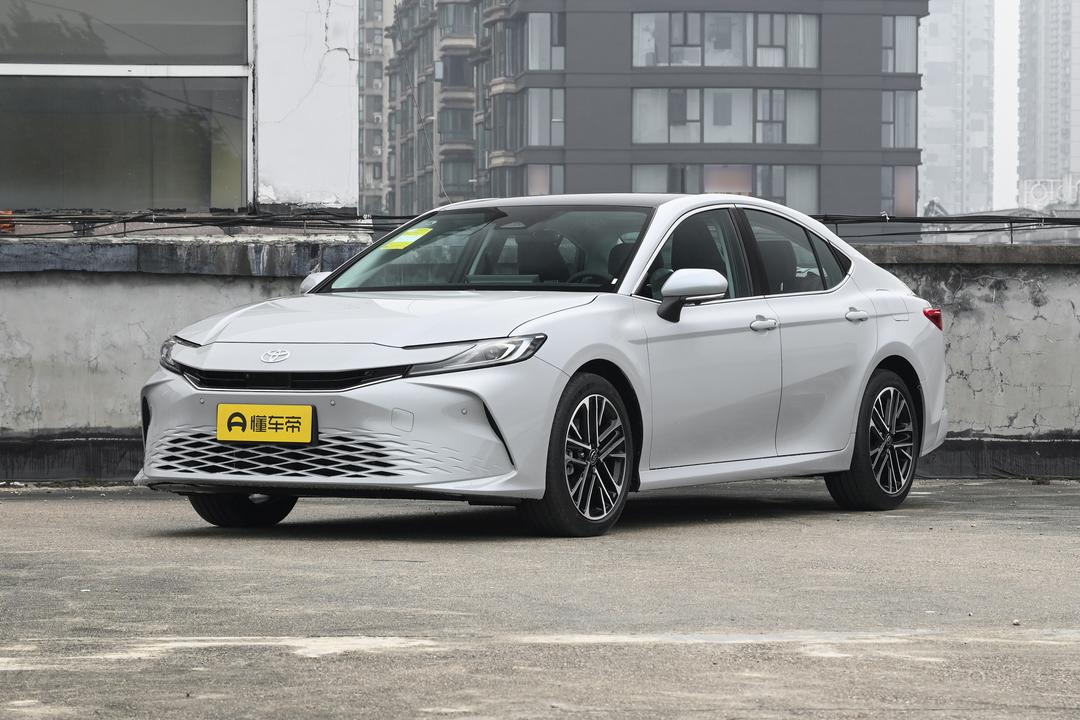 Toyota Camry 2026, фото 1