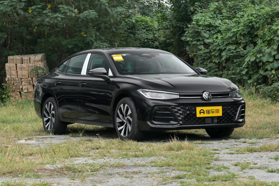 Volkswagen Passat 2026, фото 3