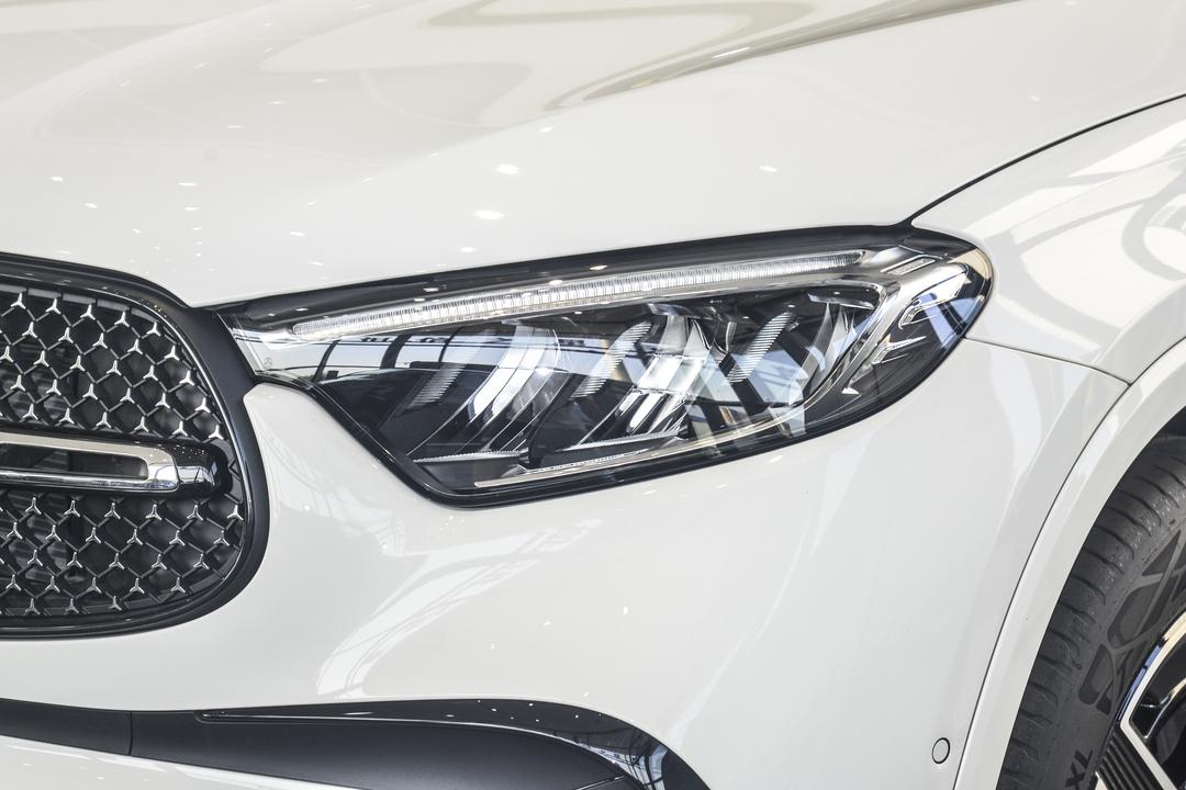 Mercedes-Benz GLC Coupe 2026, фото 13