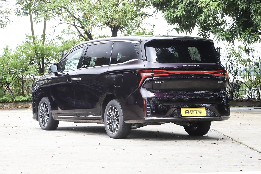 Dongfeng Starlight V9 2026, фото 5