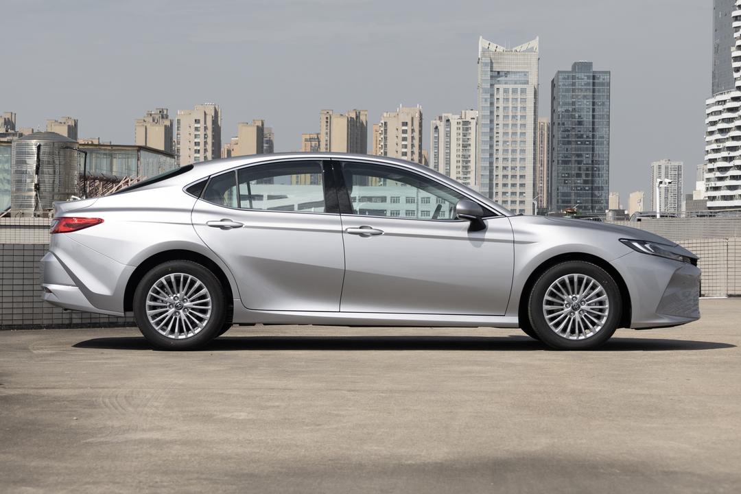 Toyota Camry 2026, фото 8