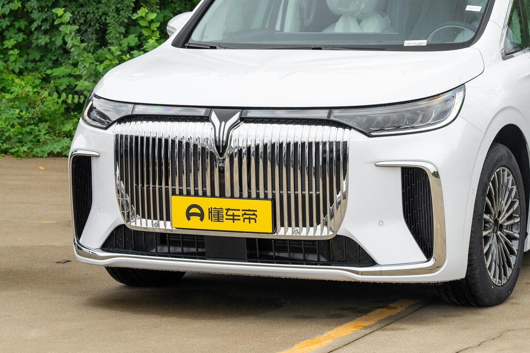 Voyah Dream PHEV 2026, фото 9