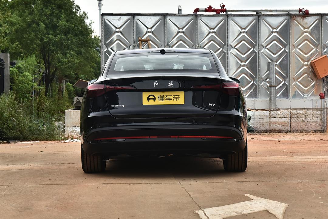 Hongqi H7 PHEV 2026, фото 6