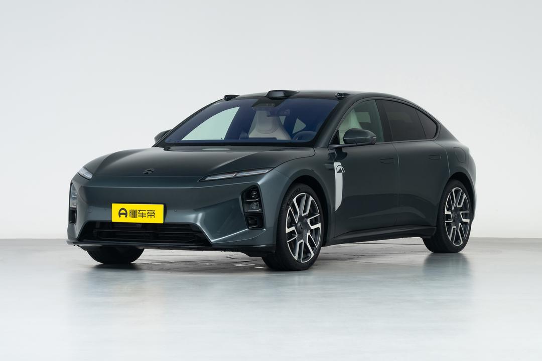 NIO ET5