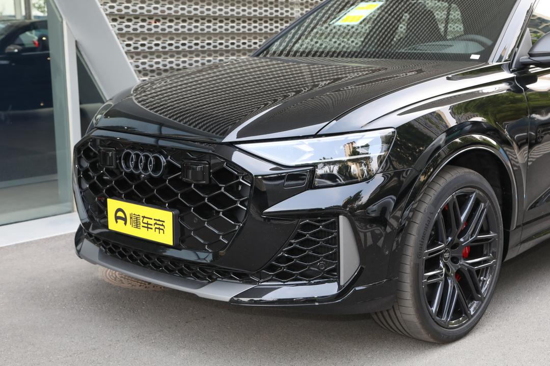 Audi RS Q8 2026, фото 9