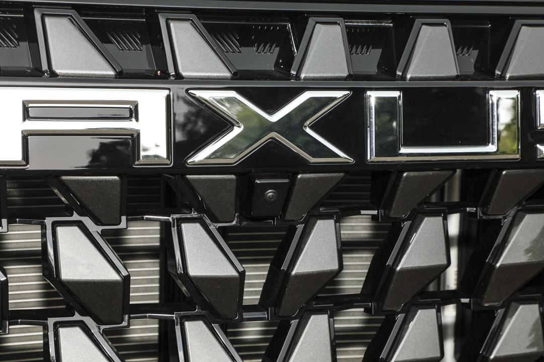 Maxus Interstellar X SUV 2026, фото 15