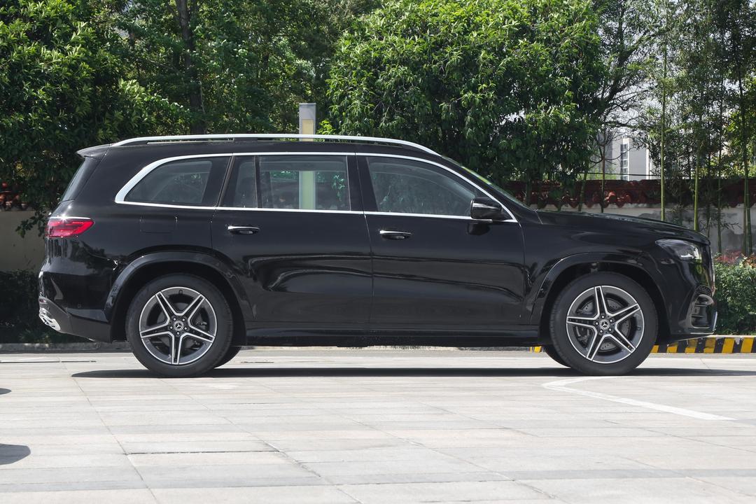 Mercedes-Benz GLS 2026, фото 8