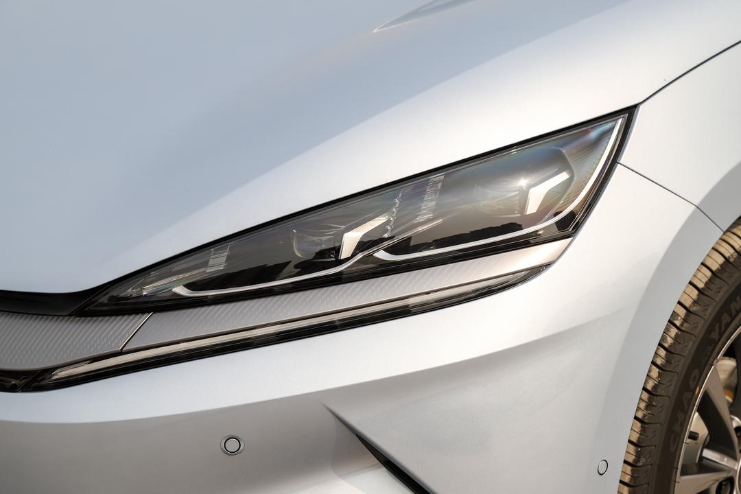 BYD Qin L EV 2026, фото 13