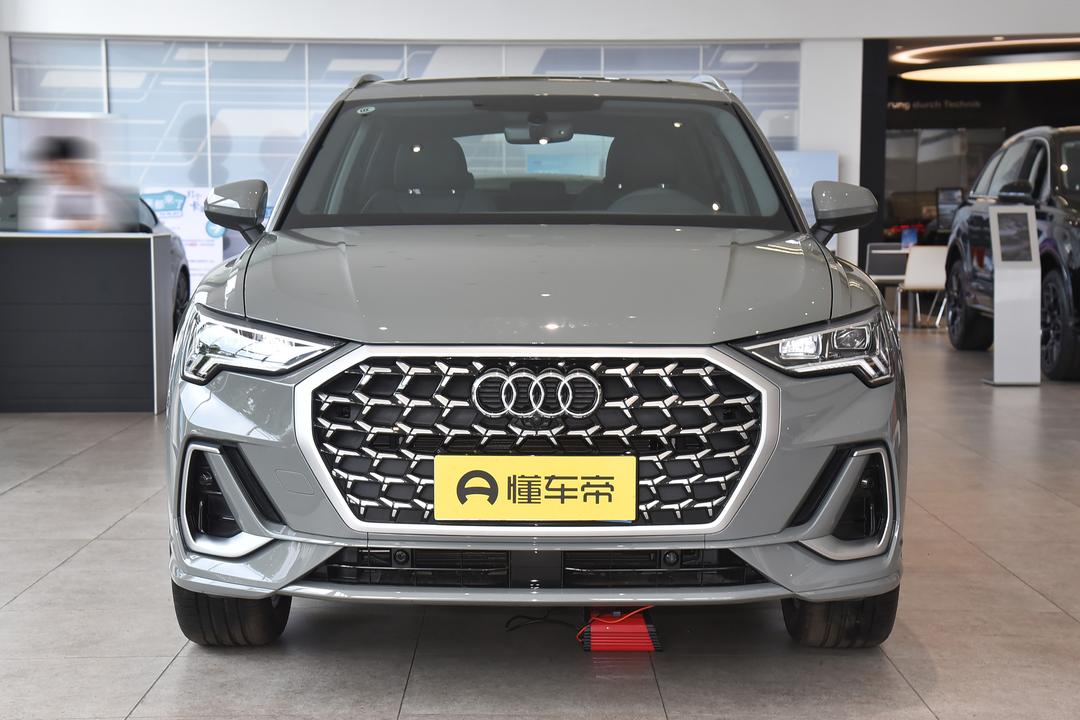 Audi Q3 2026, фото 2