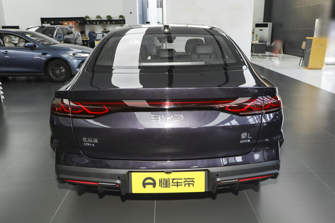 BYD Qin L DM 2026, фото 6