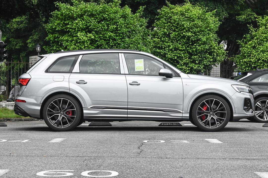 Audi Q7 2026, фото 8