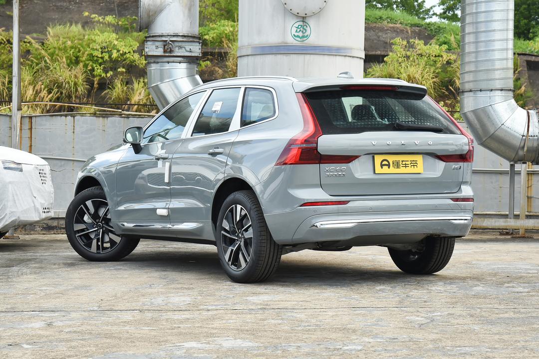 Volvo XC60 2026, фото 5