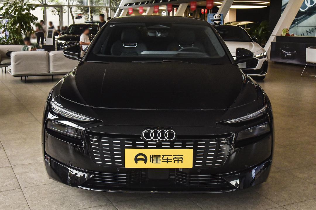 Audi A6L e-tron 2026, фото 2
