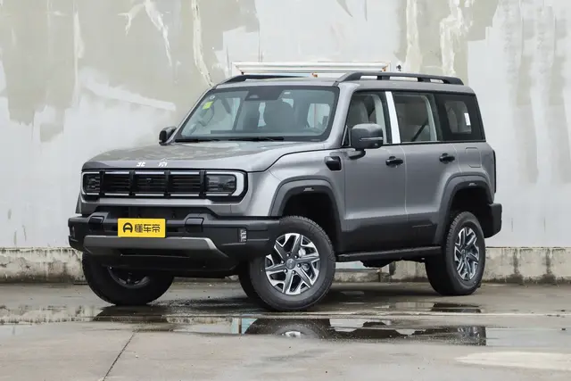 BAIC BJ40 2026 — купить из Китая под заказ
