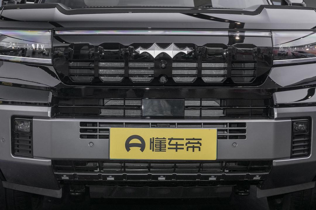 BYD Fangchengbao Leopard 8 2026, фото 8