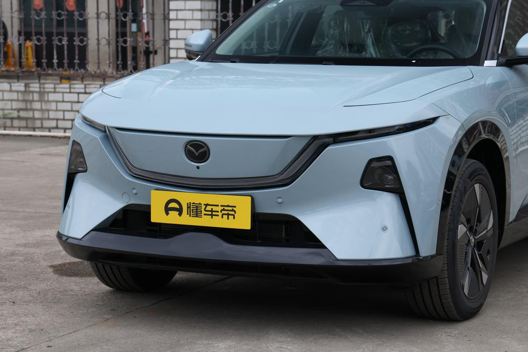 Mazda EZ-60 2026, фото 9
