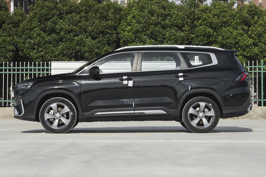 Geely Okavango 2026, фото 4