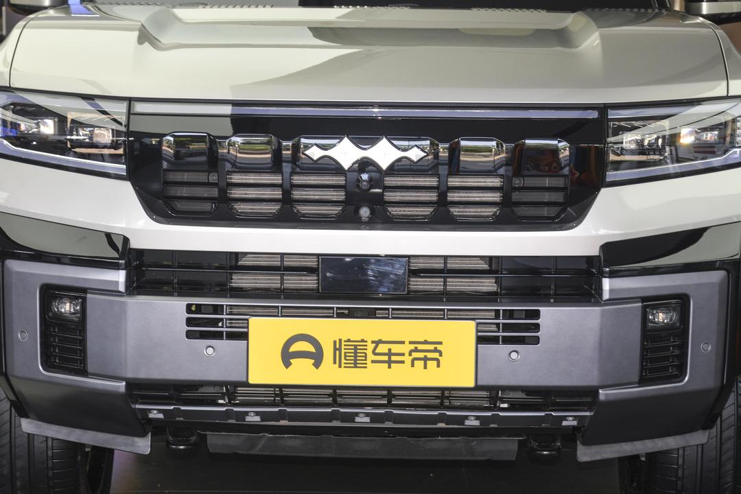 BYD Fangchengbao Leopard 8 2026, фото 10