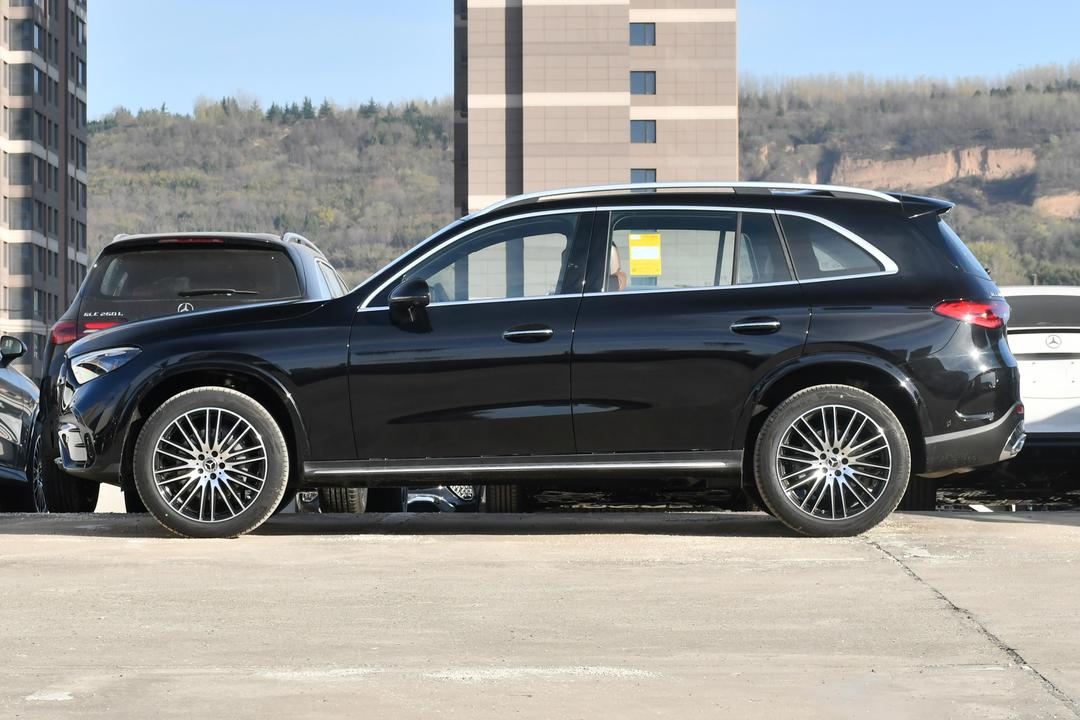 Mercedes-Benz GLC-Class 2026, фото 4