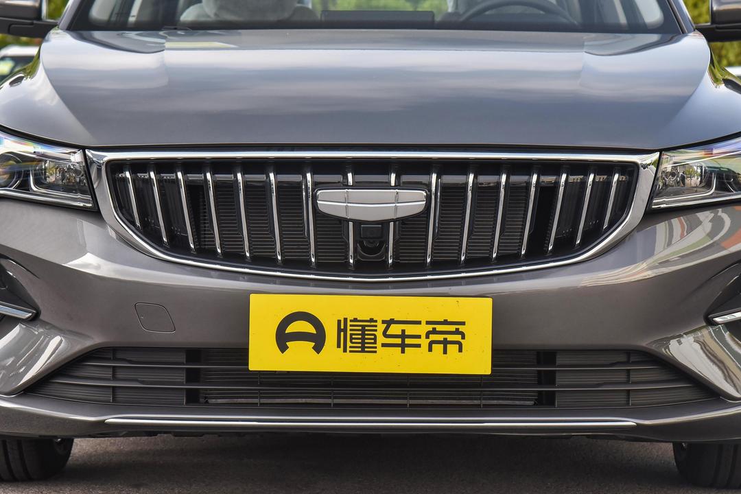 Geely Emgrand 2026, фото 10