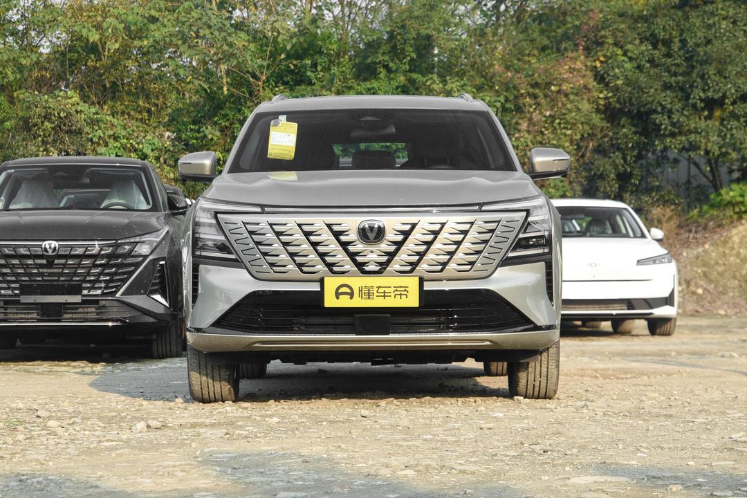 Changan CS75 PLUS 2026, фото 2