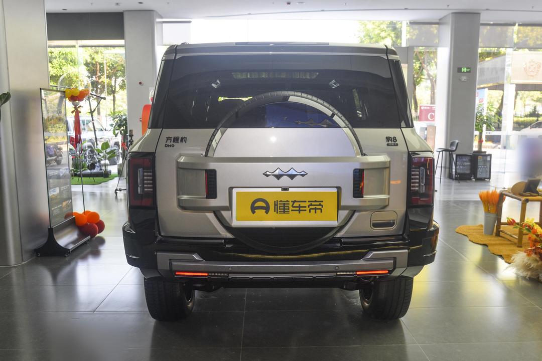 BYD Fangchengbao Leopard 8 2026, фото 6