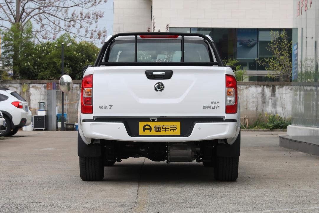 Dongfeng Rich 7 EV 2026, фото 6