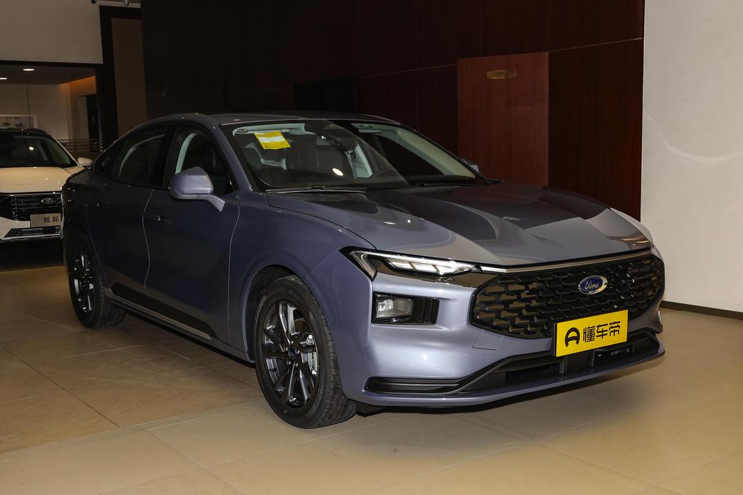 Ford Mondeo 2026, фото 3