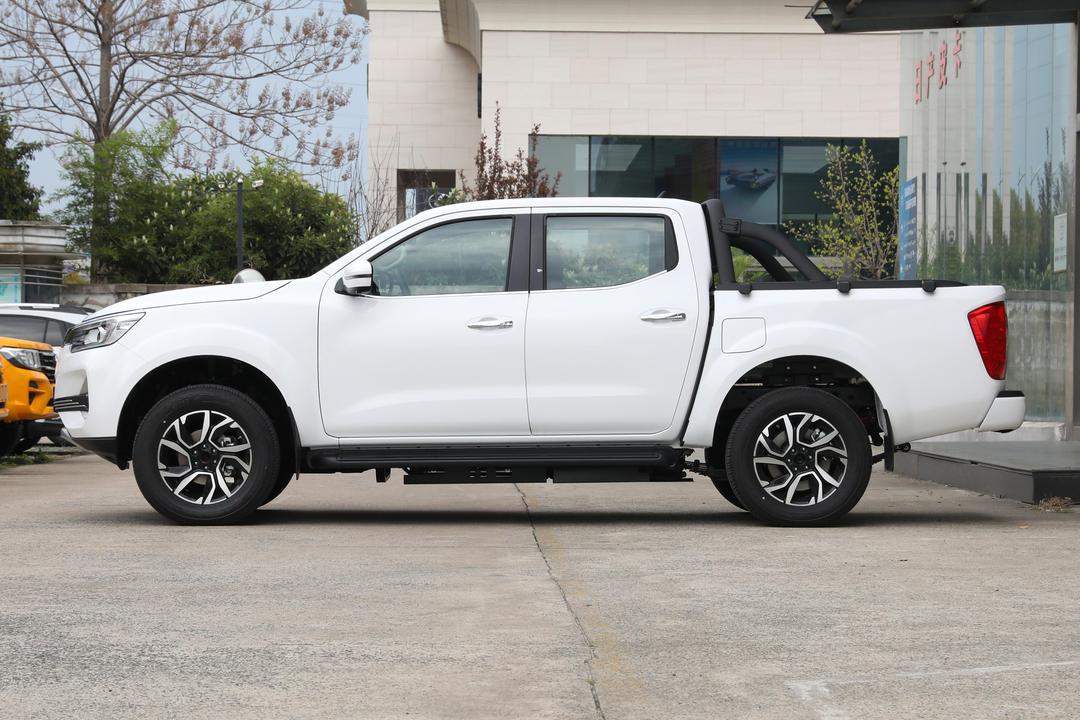 Dongfeng Rich 7 EV 2026, фото 4