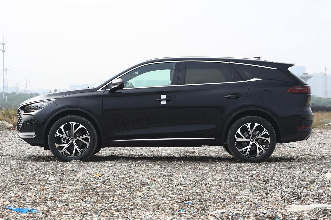 BYD Tang DM 2026, фото 4