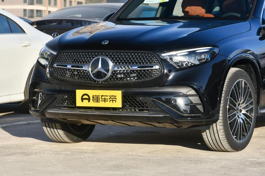 Mercedes-Benz GLC-Class 2026, фото 9