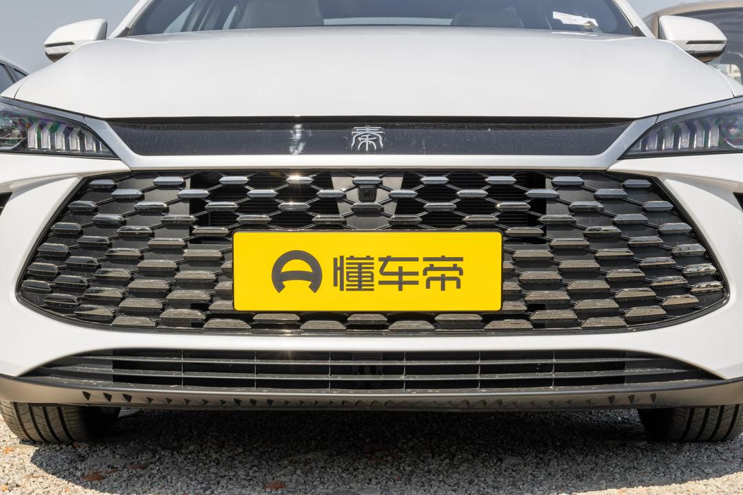 BYD Qin PLUS DM 2026, фото 10