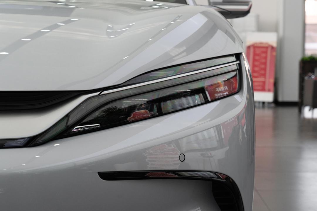 BYD Han DM 2026, фото 10