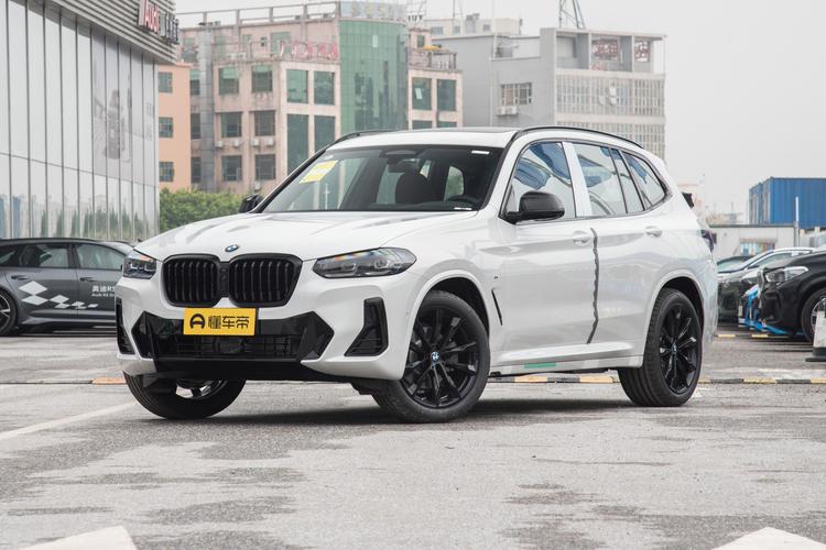 2023 xDrive30i Premium M Obsidian Package