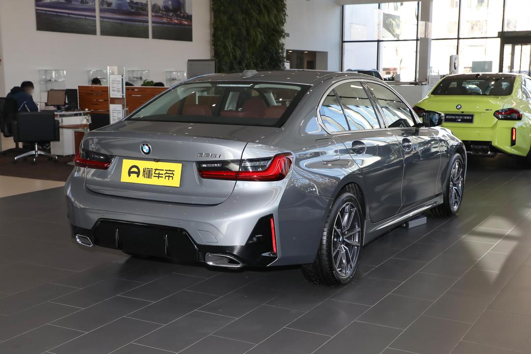 BMW 3 Series 2026, фото 7