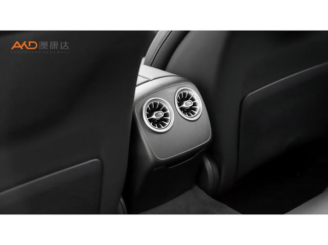 Mercedes-Benz CLS 2023 CLS 300 Luxury — фото 5