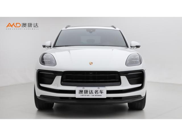 Porsche Macan 2022 Macan 2.0 T — фото 2