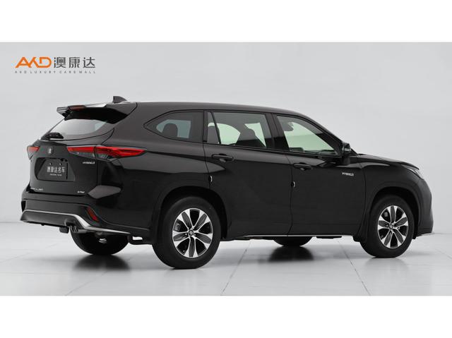 Toyota Crown Kluger 2021 2.5 L HEV 4 WD — фото 4