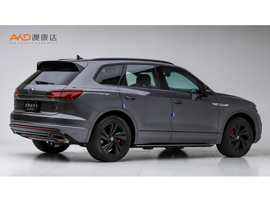 Volkswagen Touareg 2021 3.0TSI Sport