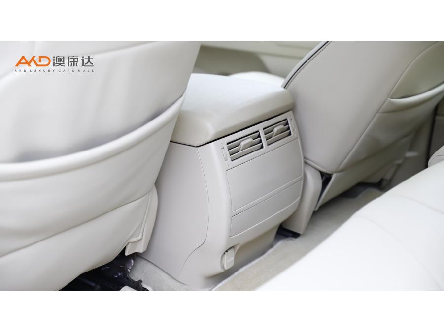 Toyota Land Cruiser 2015 4.0L MT 5 мест