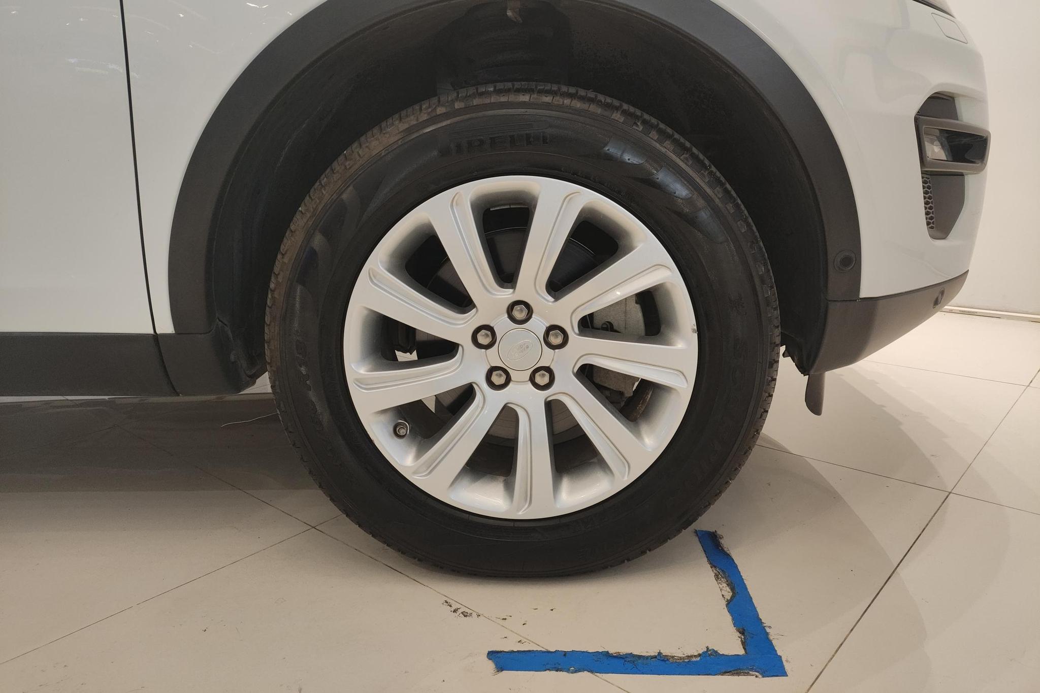 Land Rover Discovery Sport 2017 2.0T PURE