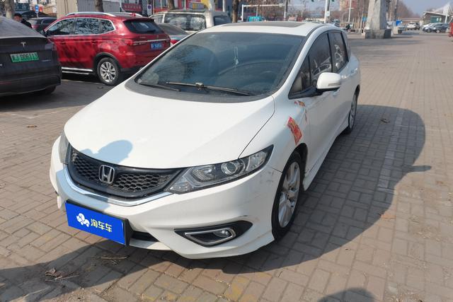 Honda Jade 2014 года выпуска