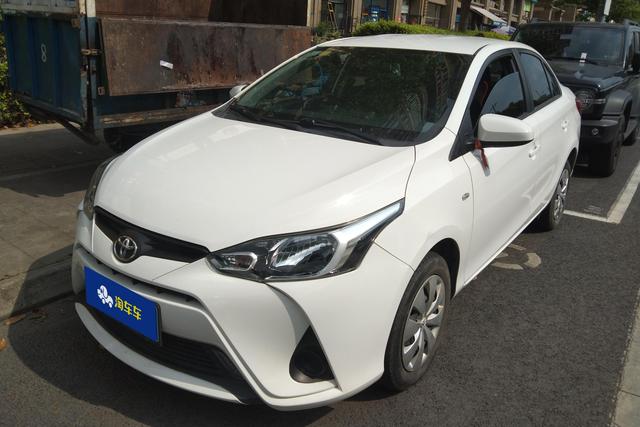 Toyota Yaris 2017 года выпуска