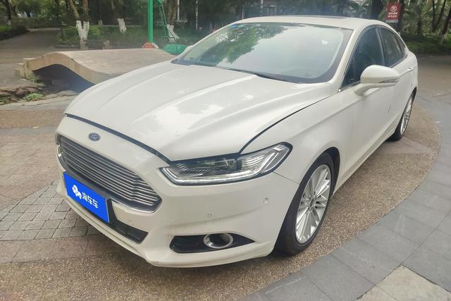 Ford Mondeo 2013 года выпуска