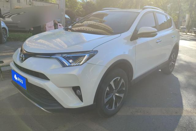 Toyota RAV 4 2019 года выпуска