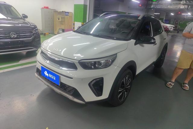 Kia Stonic 2021 года выпуска